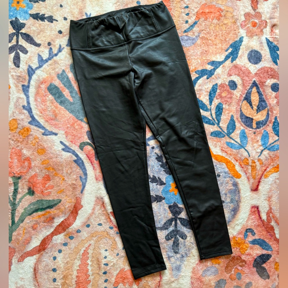 Faux leather leggings